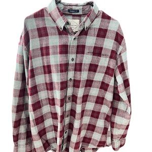 St. John’s Bay - Long Sleeved Button-down Flannel Shirt - Large - Plaid